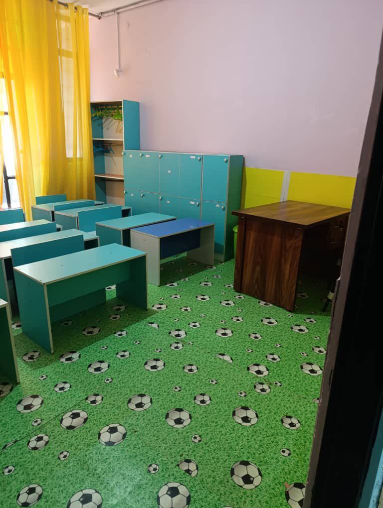 دبستان پارسدخت